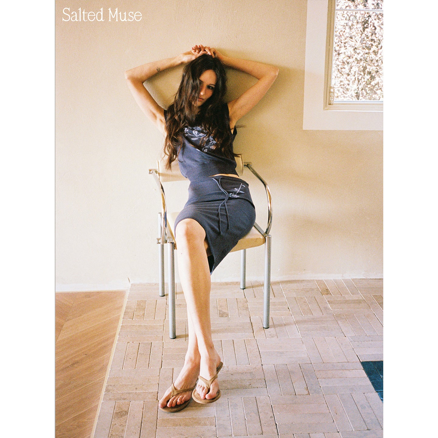 【SaltedMuse】Embroidered sleeveless knitwear