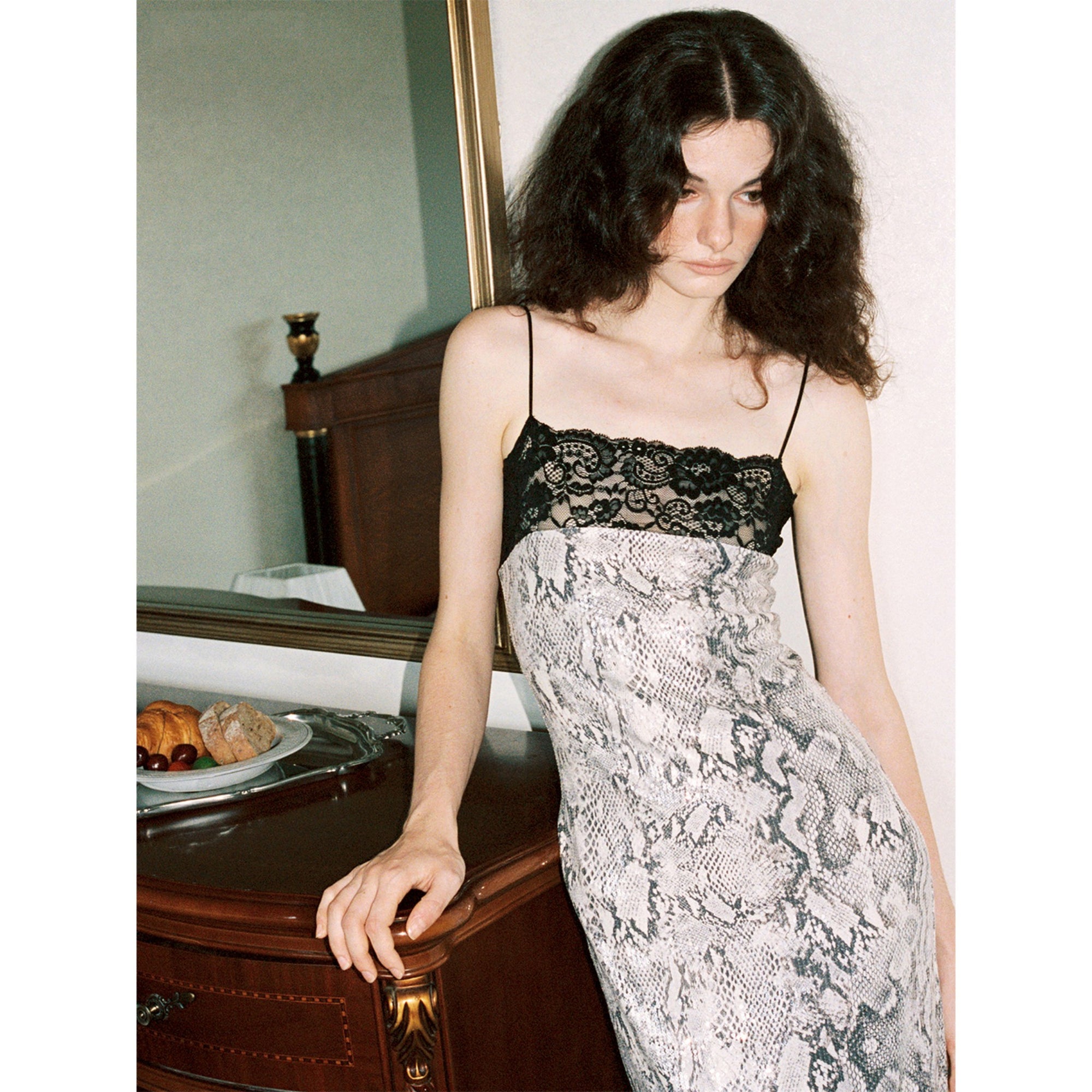 【SaltedMuse】French‑style Lace‑panel Snake Print Fitted Bodycon Slip Dress