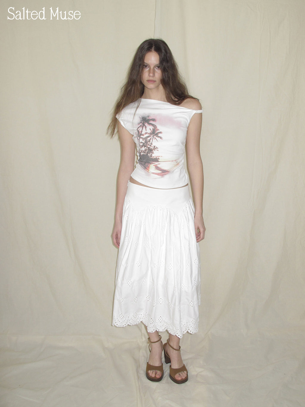 【SaltedMuse】Slanted Shoulder Print T