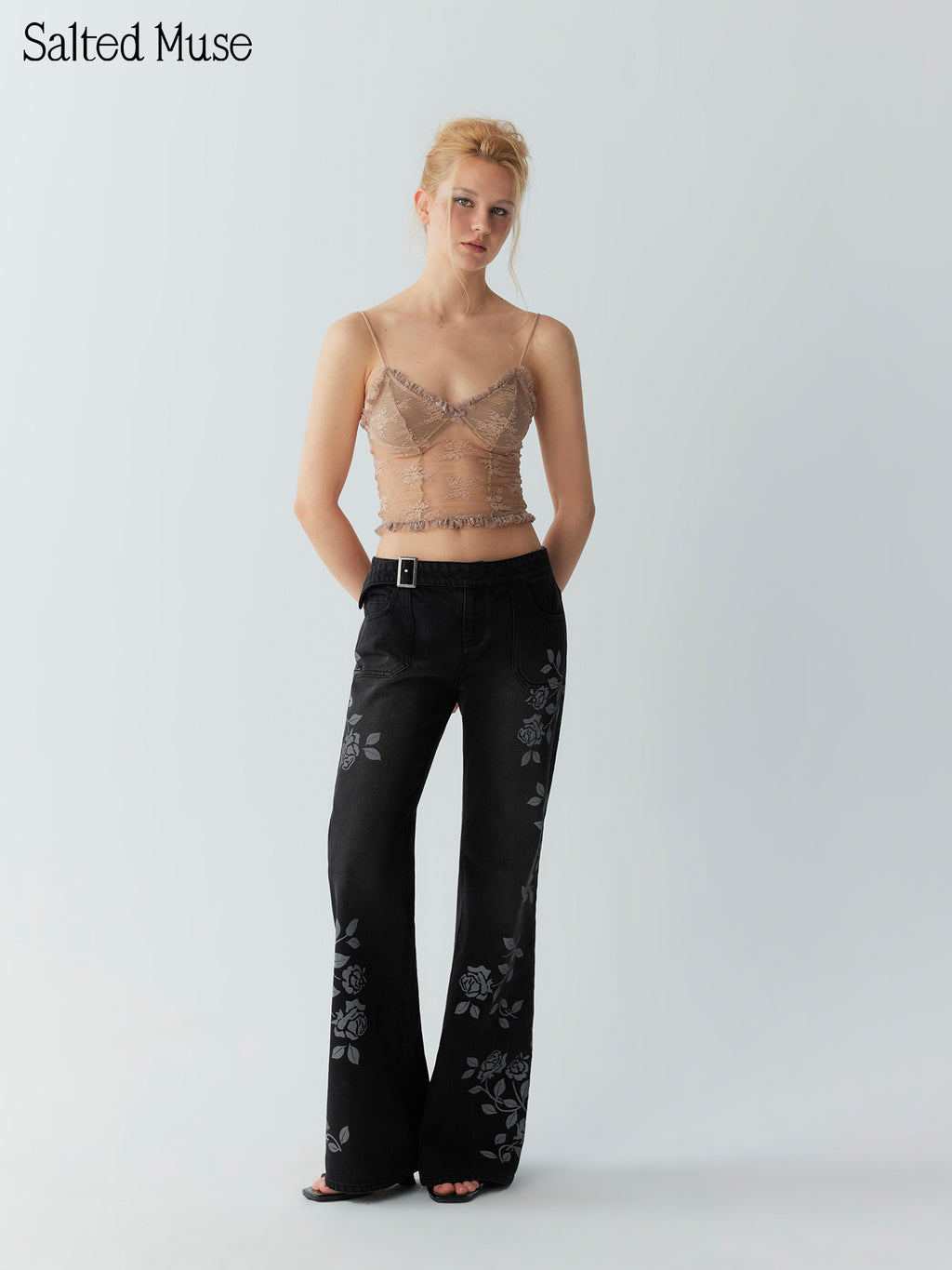 【SaltedMuse】Lace suspenders
