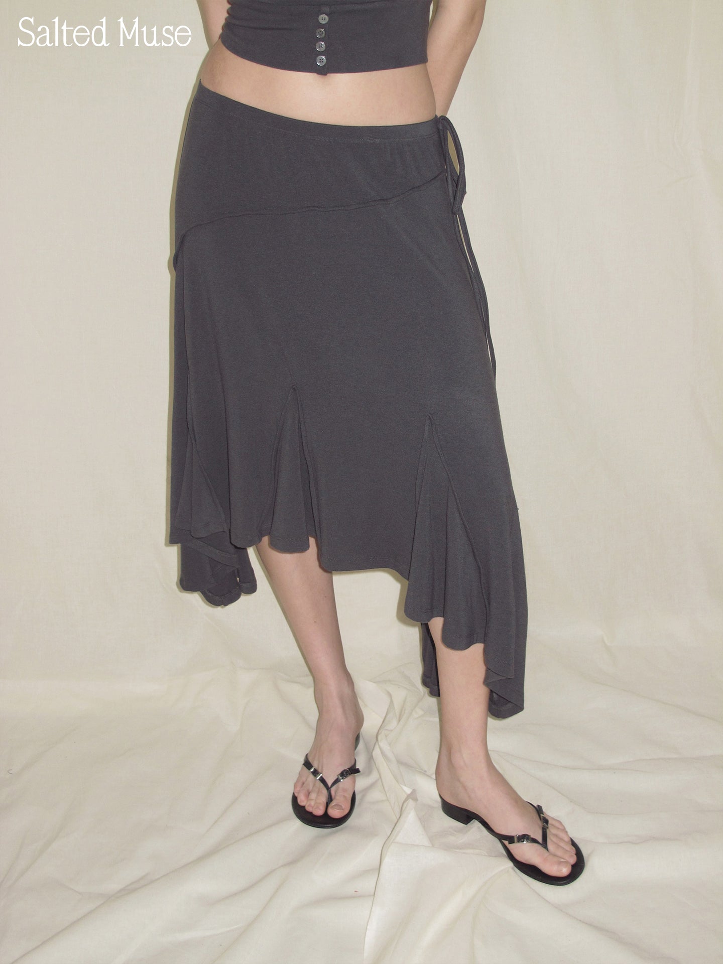 【SaltedMuse】Asymmetrical Midi Skirt