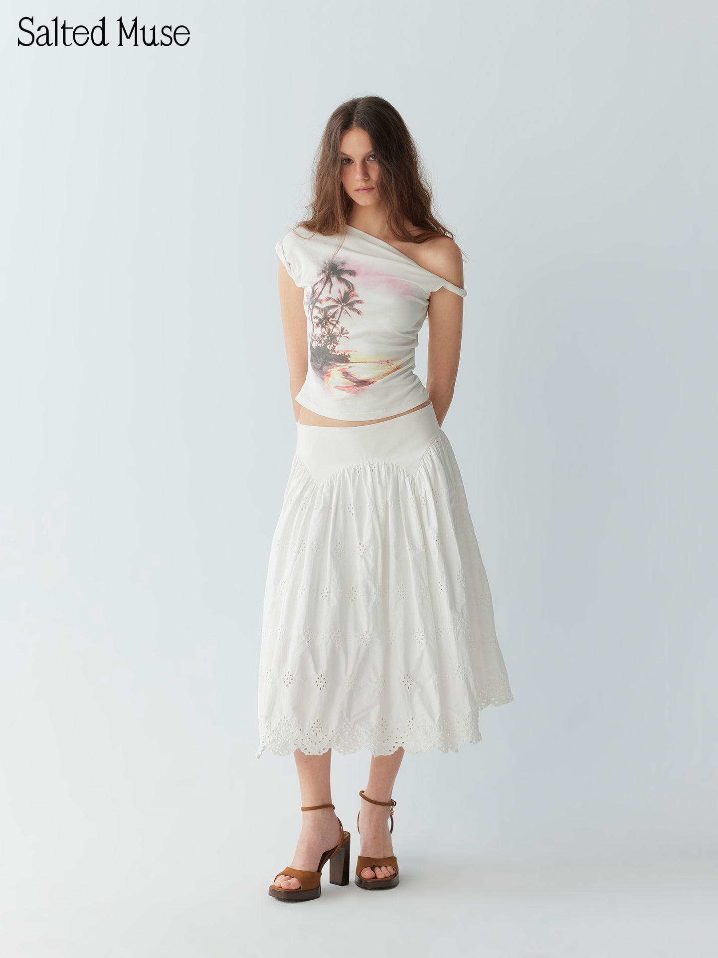 【SaltedMuse】Hollow-out embroidered skirt